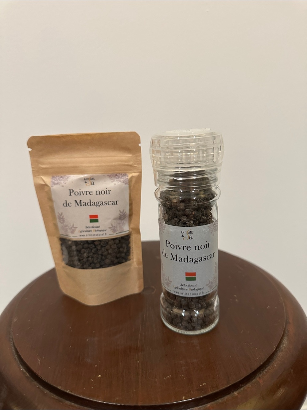 Poivre Noir de Madagascar - Black Pepper Pack & Grinder